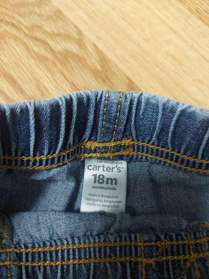 Two pairs of pants - Carter's - Size 18 months, Kids 18 Month (12-18M)