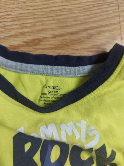 Lot of 2 tshirts - Size 12-18 months, Kids 18 Month (12-18M)