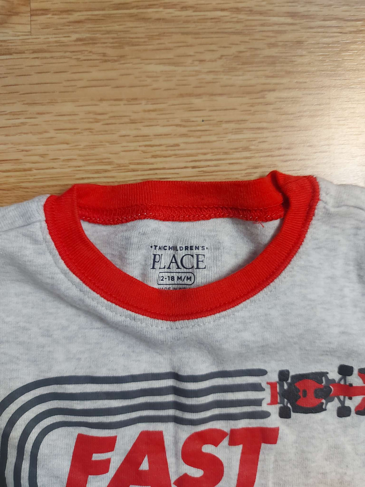 Lot of 2 tshirts - Size 12-18 months, Kids 18 Month (12-18M)