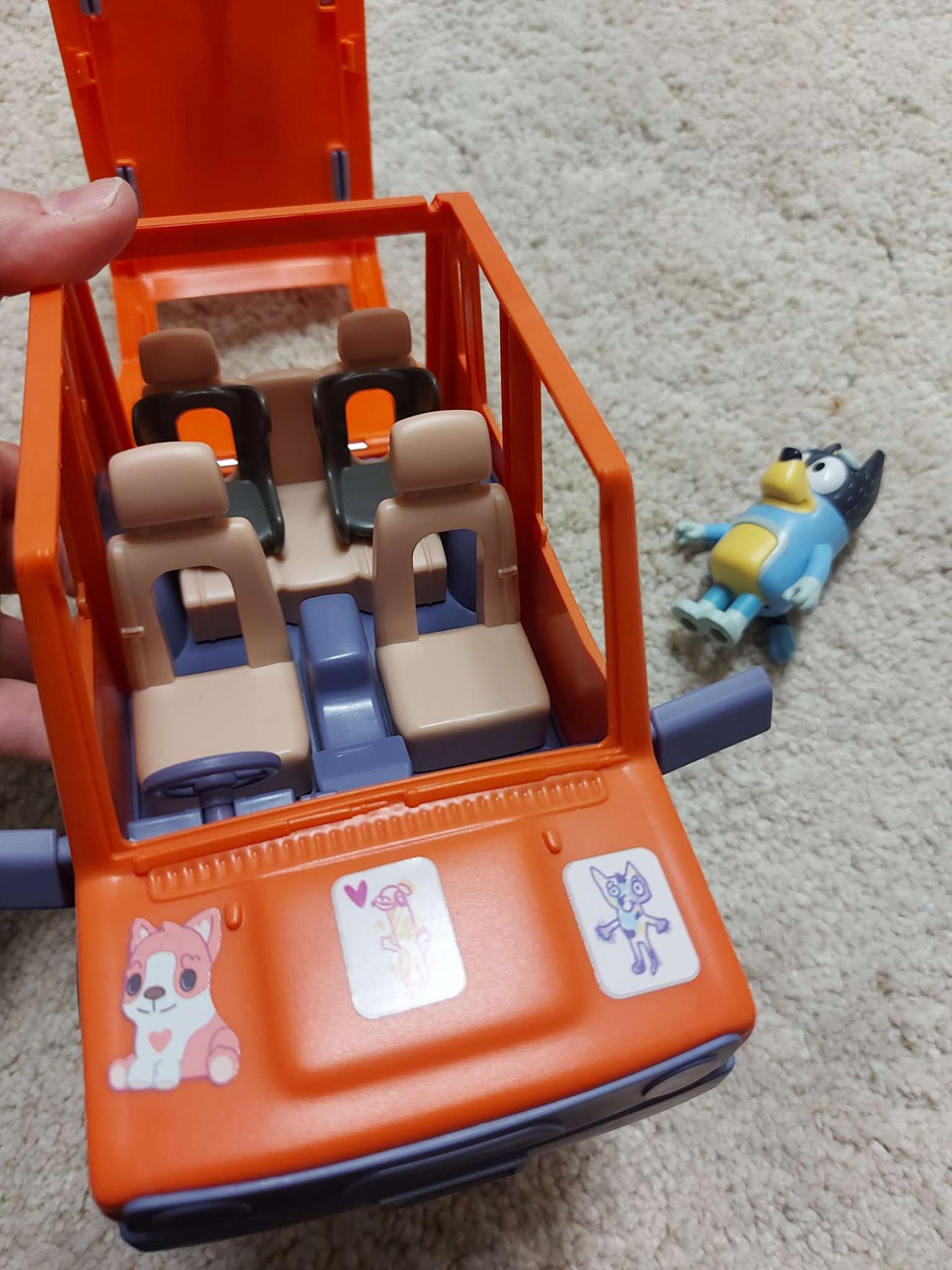 Bluey 4WD Family Vehicle - Adventure Time