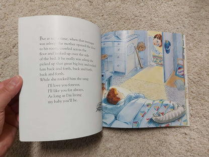 Book "Love you forever" by Robert Munsch