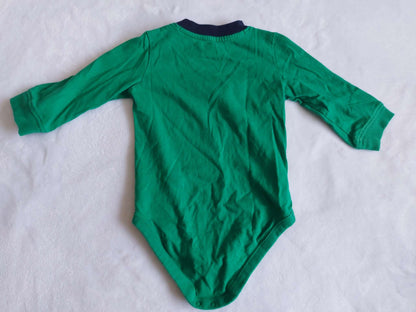 Lot of 2 long sleeve onesies, Kids 9 Month (6-9M)