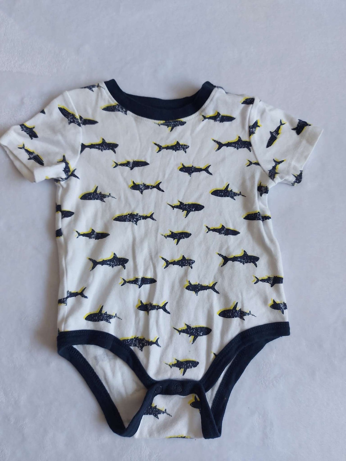 Lot of 2 Joe Fresh onesies - Size 18-24 months, Kids 24 Month (18-24M)