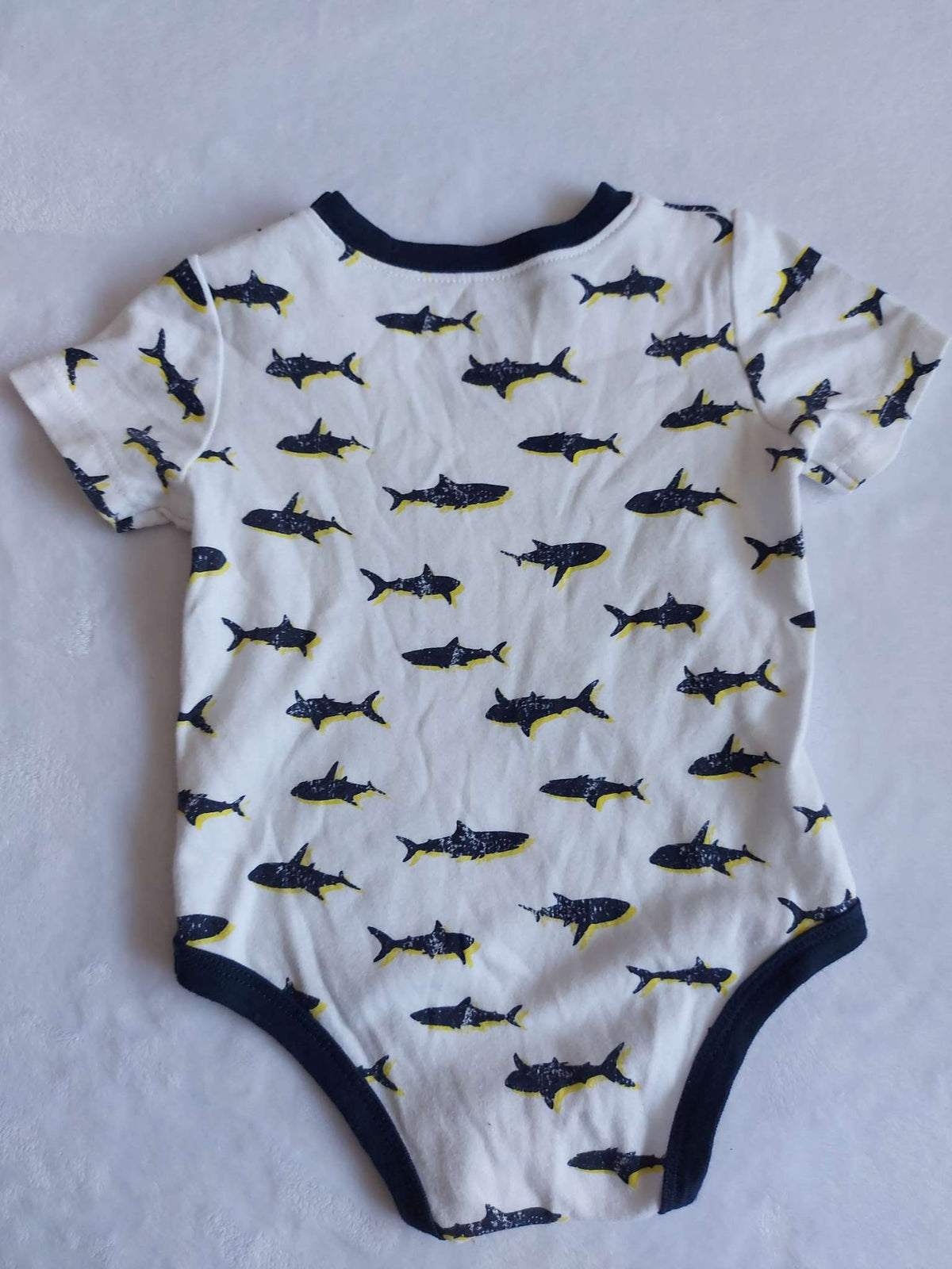 Lot of 2 Joe Fresh onesies - Size 18-24 months, Kids 24 Month (18-24M)