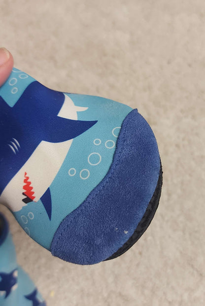 Water shoes - Size 28/29 EU (equivalenr 11 US), Shoes 11 (Toddler:2-4yr)
