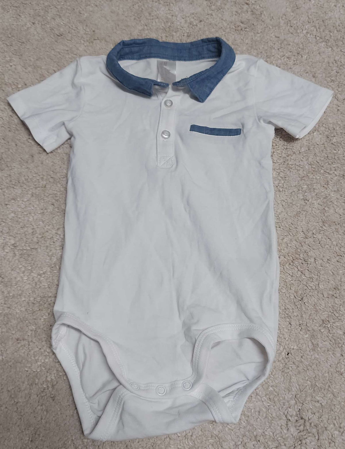 H&M white onesie Size 12-18M, Kids 18 Month (12-18M)