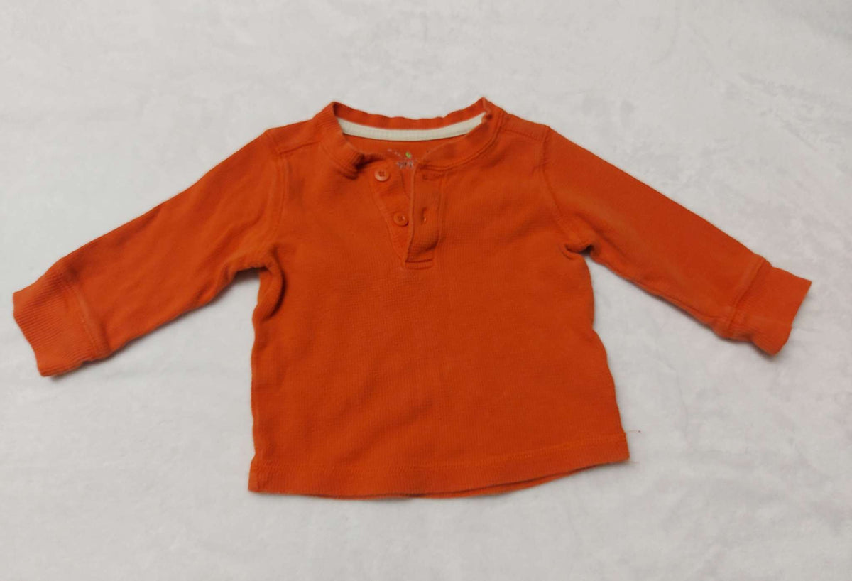 Lot of 2 long sleeve tshirts - Size 12 months, Kids 12 Month (9-12M)