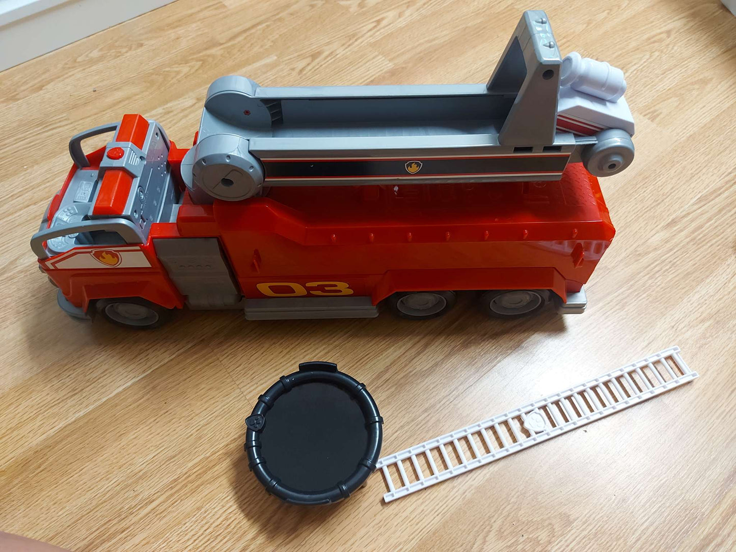 Paw Patrol Marshall fire truck