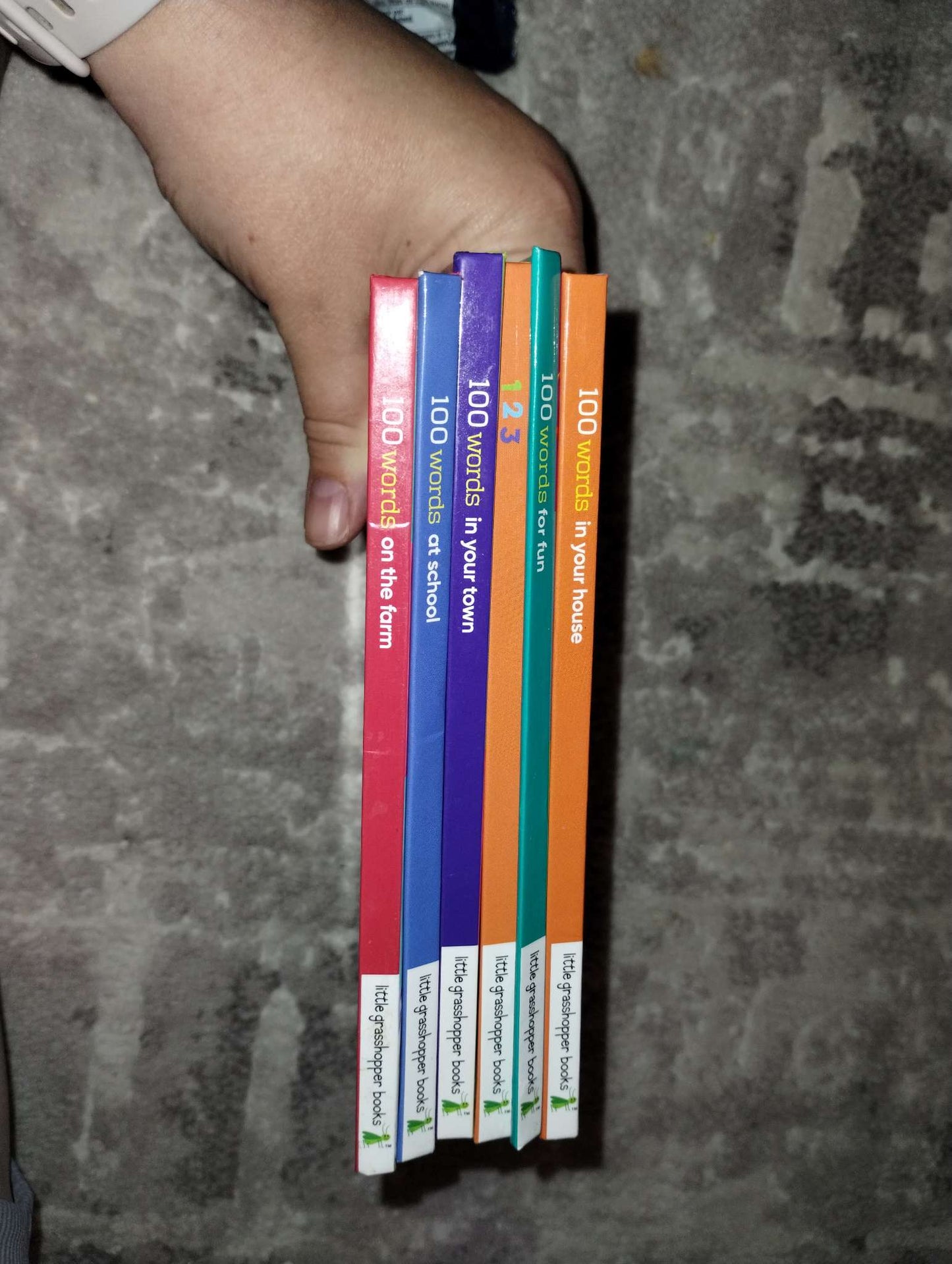 100 words books