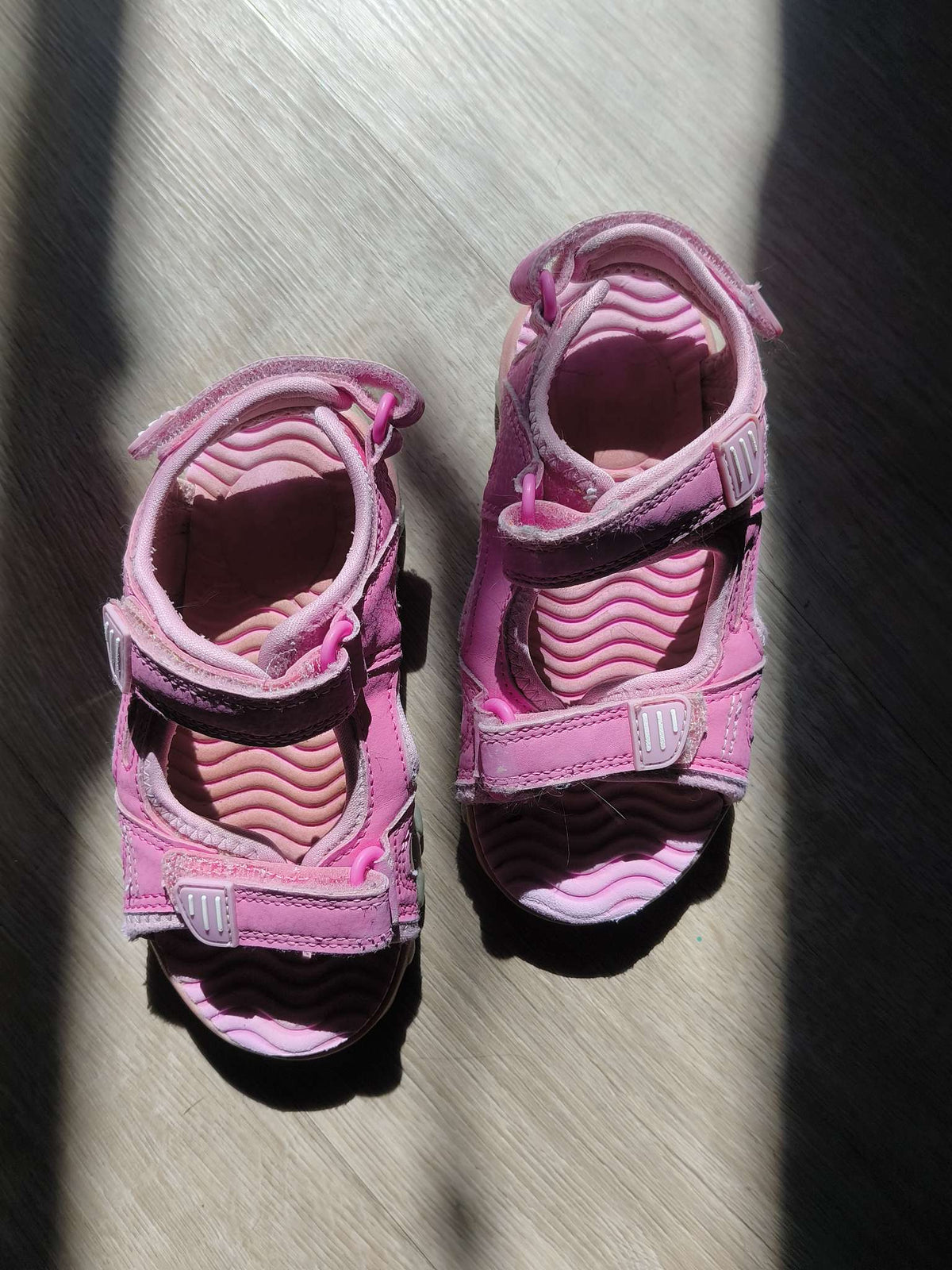 Girl size 10 Pink Sandals, Shoes 10 (Toddler:2-4yr)