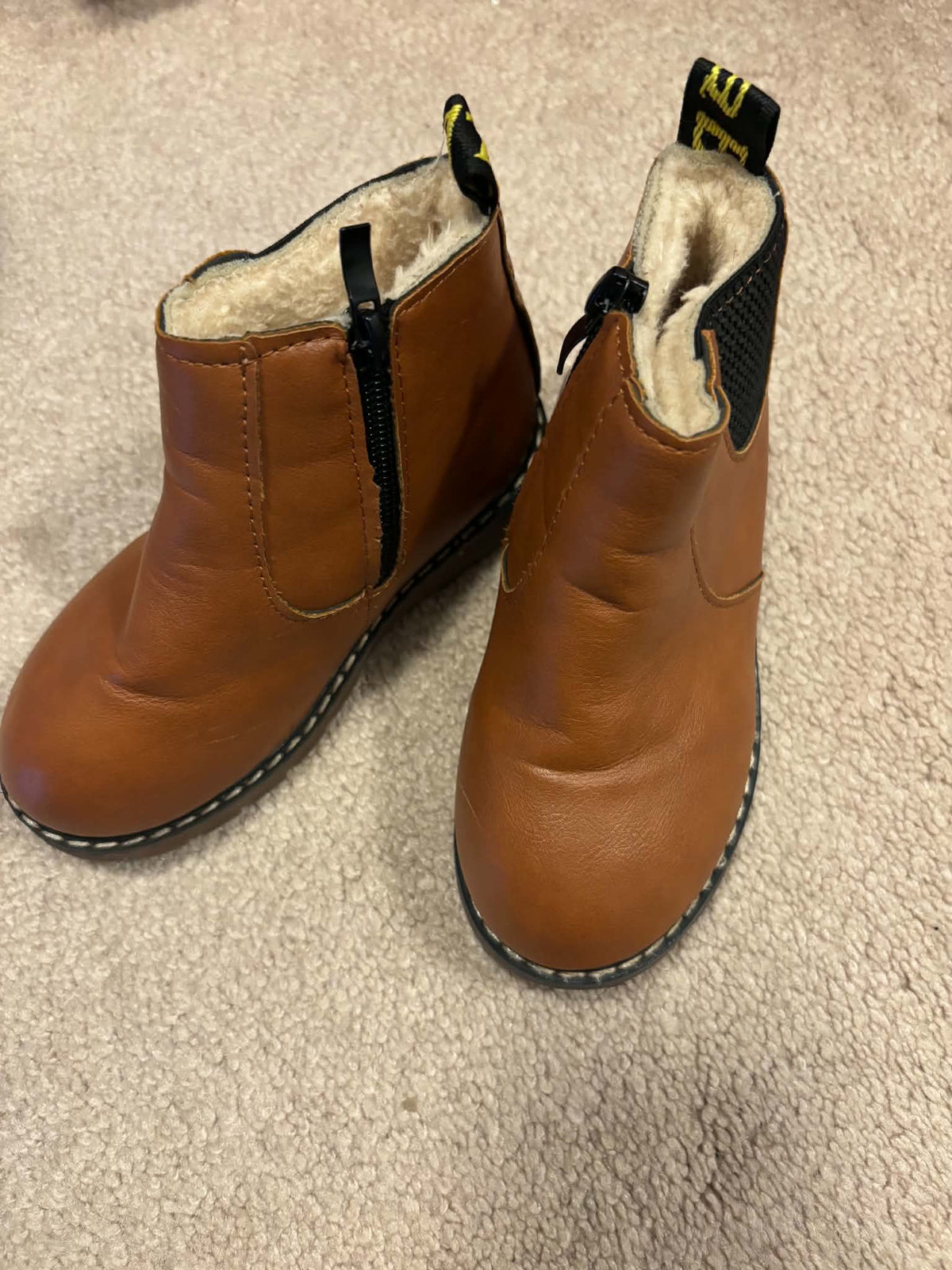 Kids Boots, Shoes 10 (Toddler:2-4yr)