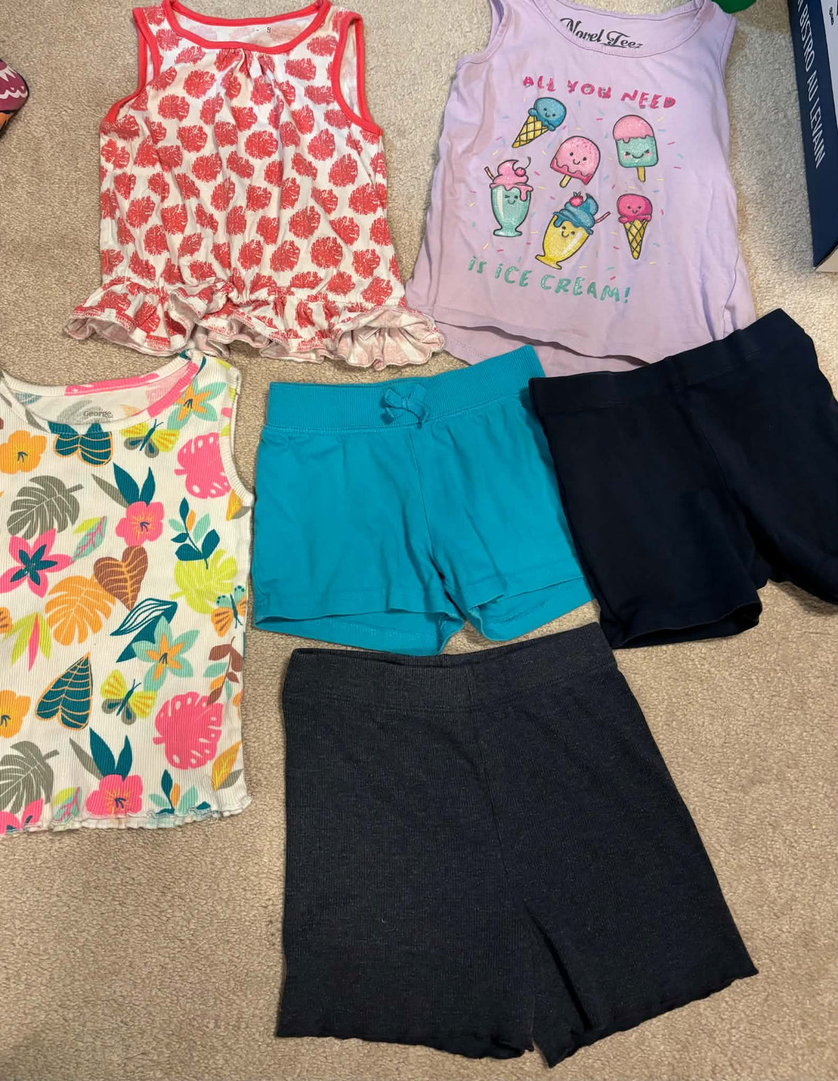 three outfits, Kids 5/5T