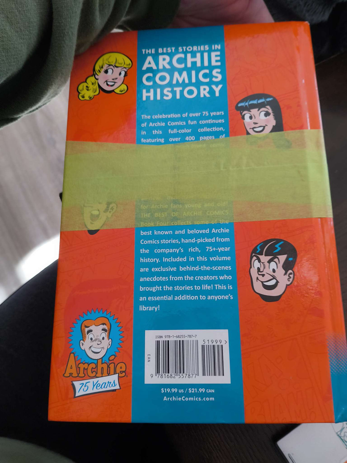 OZ Graphic Novel and Archie Comic Book bundle
