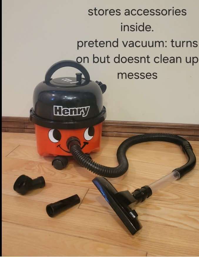 Henry Vacuum toy