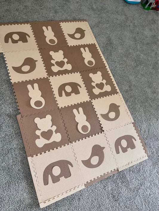 Neutral play puzzle mat