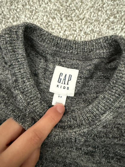 GAP boys knit sweater size S, Kids 7 & 8 (small)