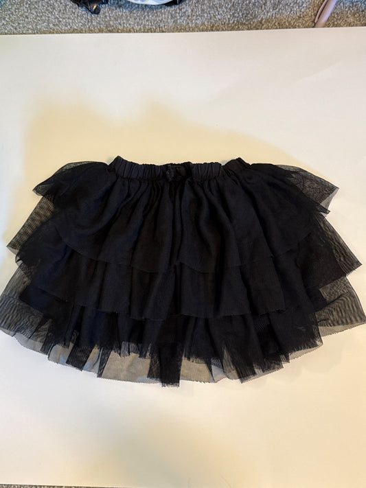 Zara ruffle skirt size 2-3, Kids 3T