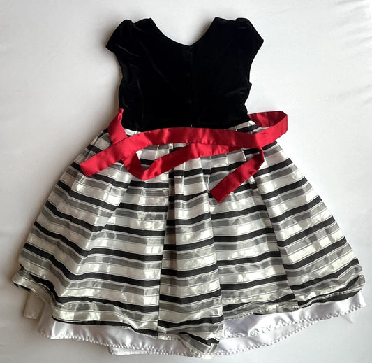 Tona Michelle Girls Velvet & Striped Dress Size 6, Kids 6/6X