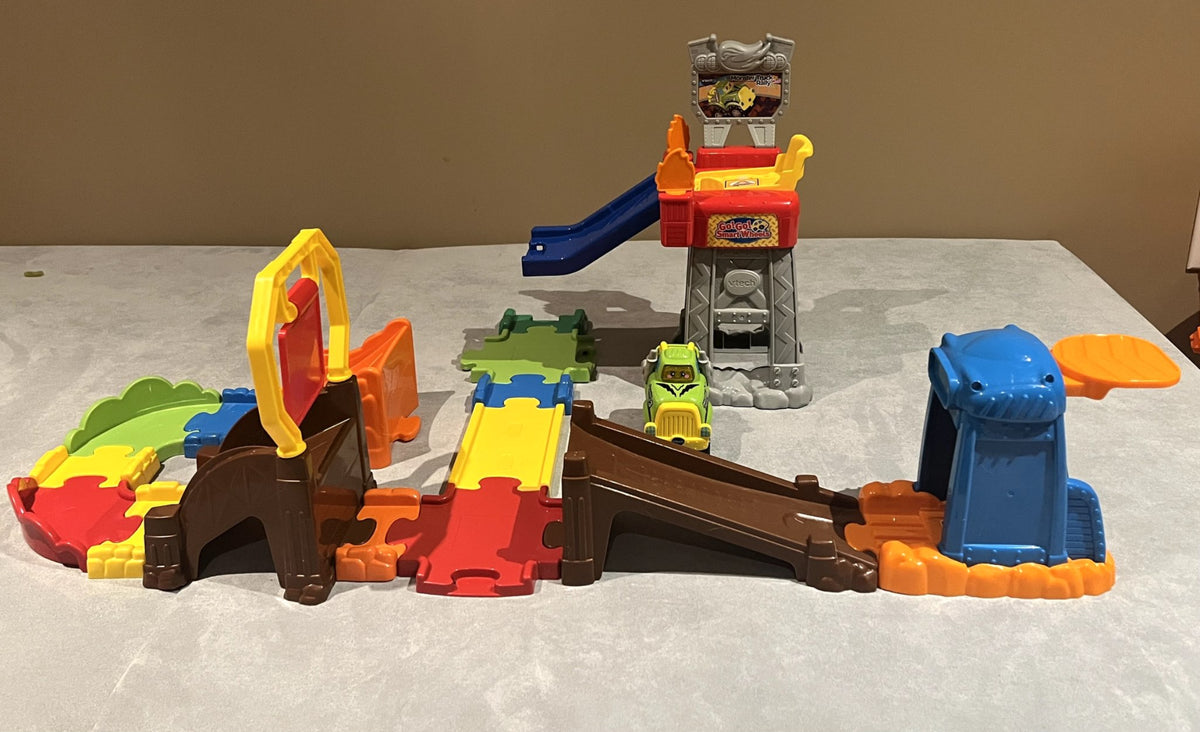 VTech Go! Go! Smart Wheels Monster Truck Rally Set
