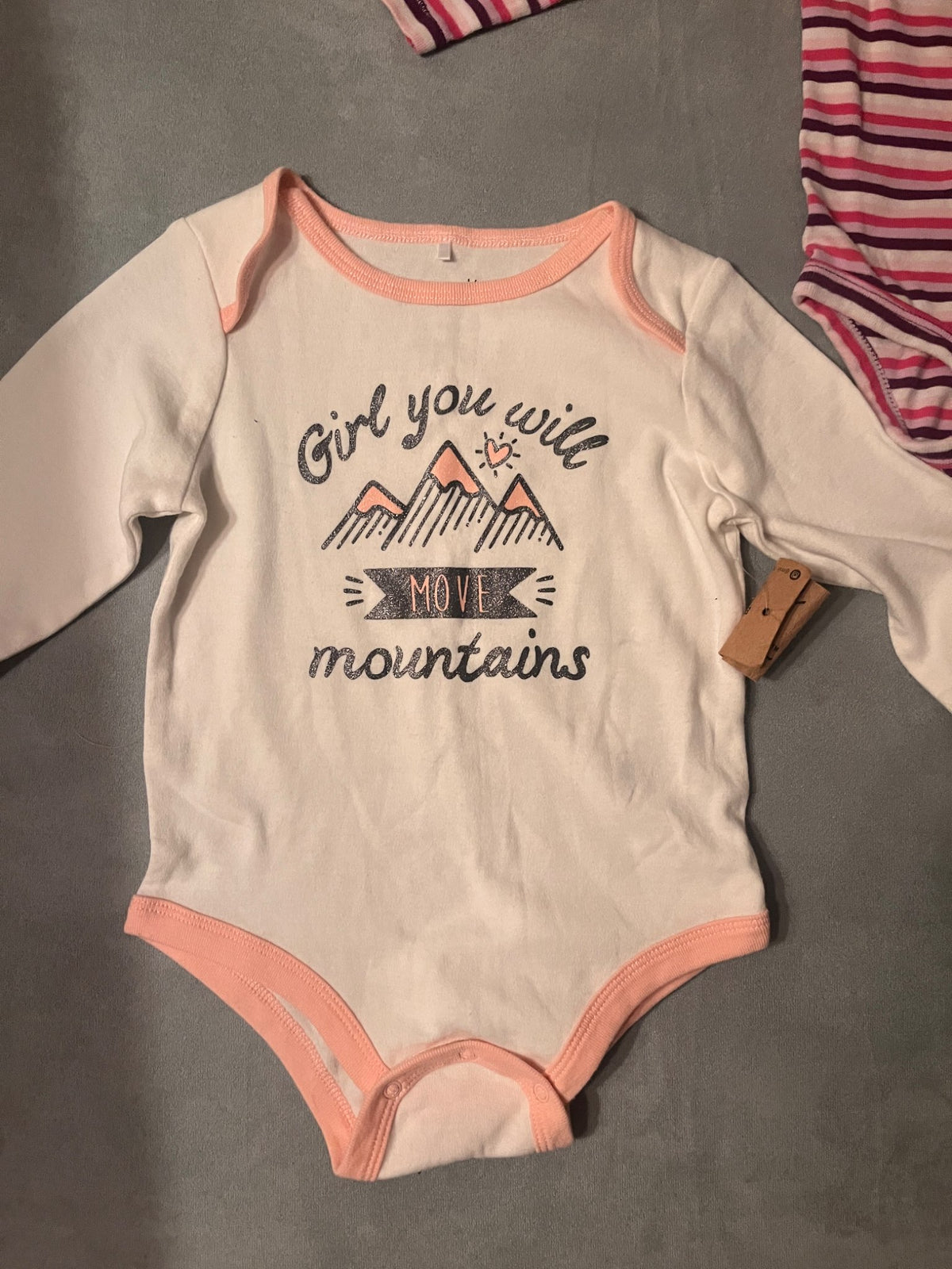 Girl's Long Sleeve Onesie Bundle. Size 18M, Kids 18 Month (12-18M)