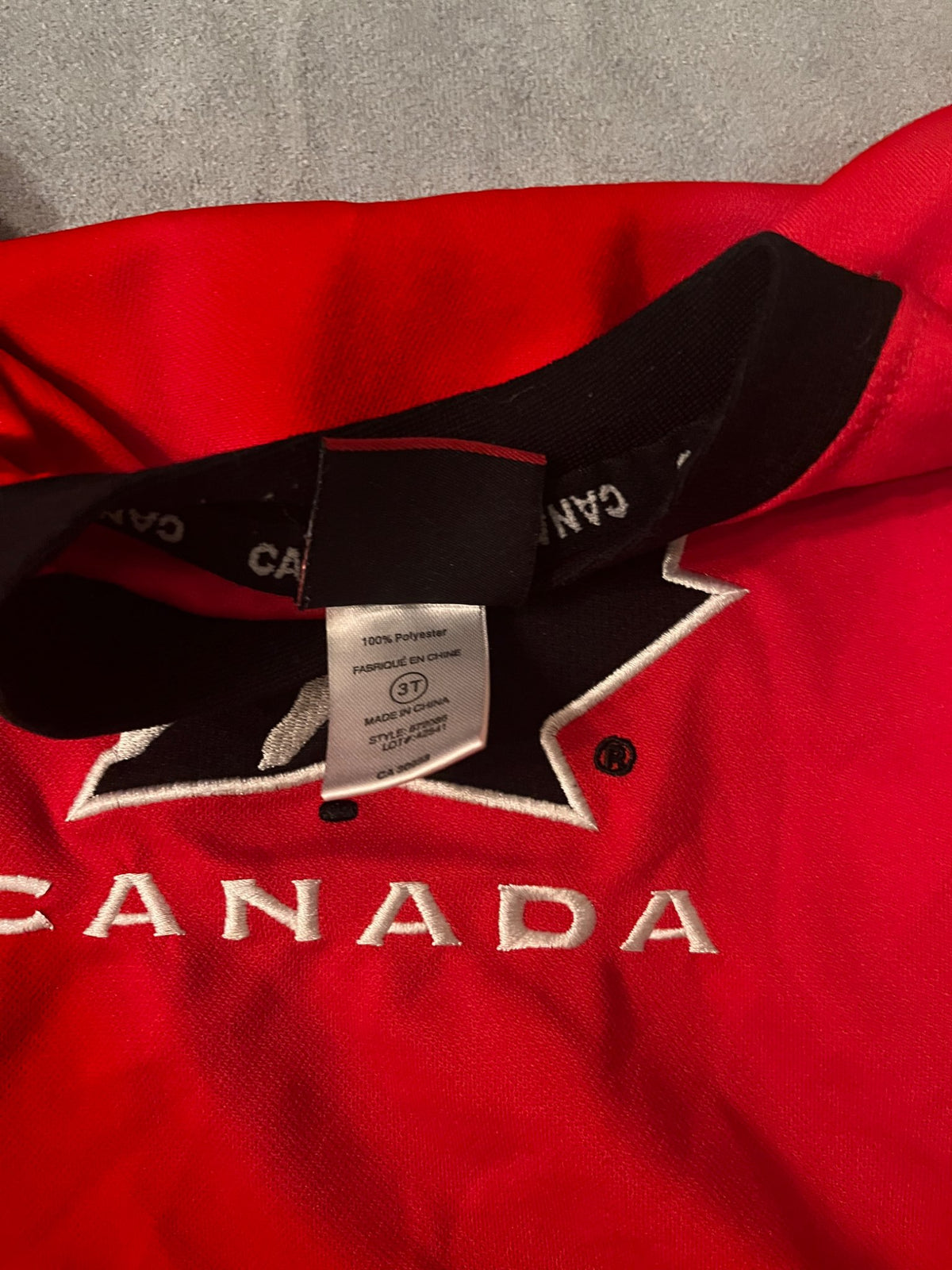 Team Canada Hockey Jersey – Toddler Size 3T, Kids 3T