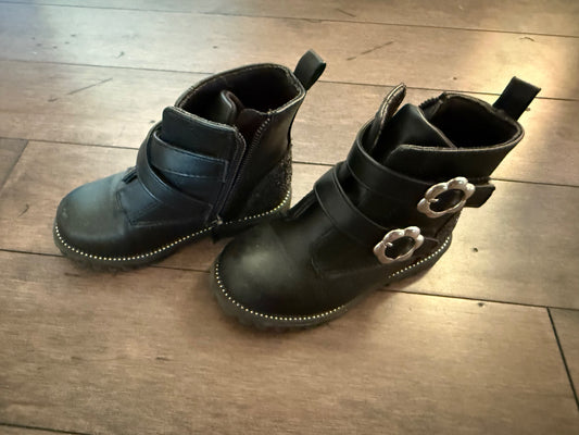 Ankle boots, Shoes 7 (Walkers:12-24 mth)