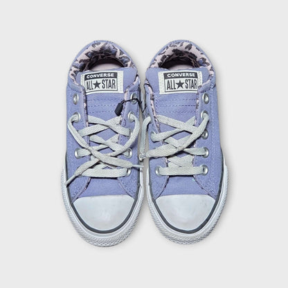 Converse sz 12 child purple shoes , Shoes 12 (Toddler:2-4yr)