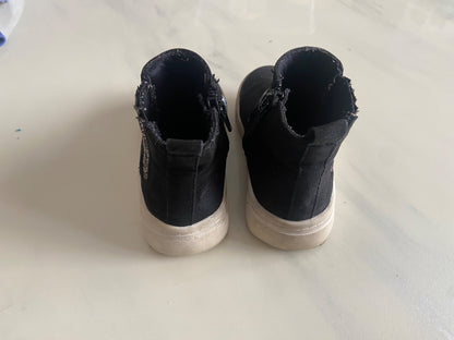 Black booties , Shoes 6 (Walkers:12-24 mth)