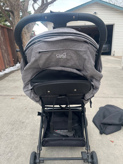 Oxygen by Guzzie + Guss Travel stroller reg $420