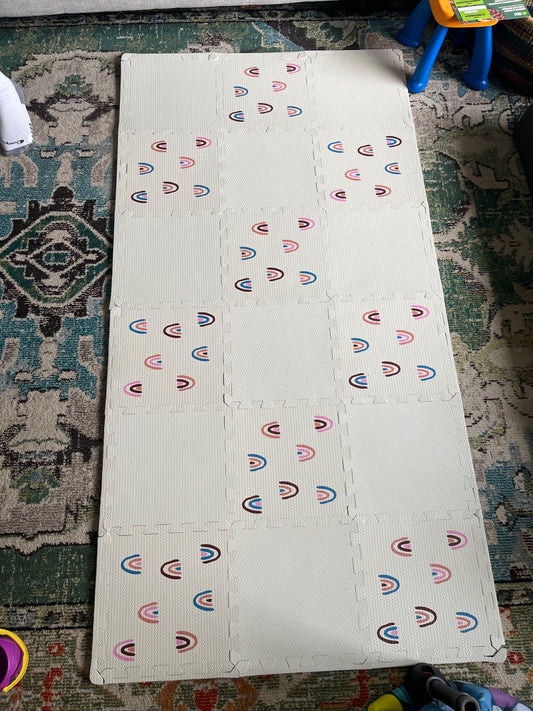 Foam floor mat 36.5”x71.5”