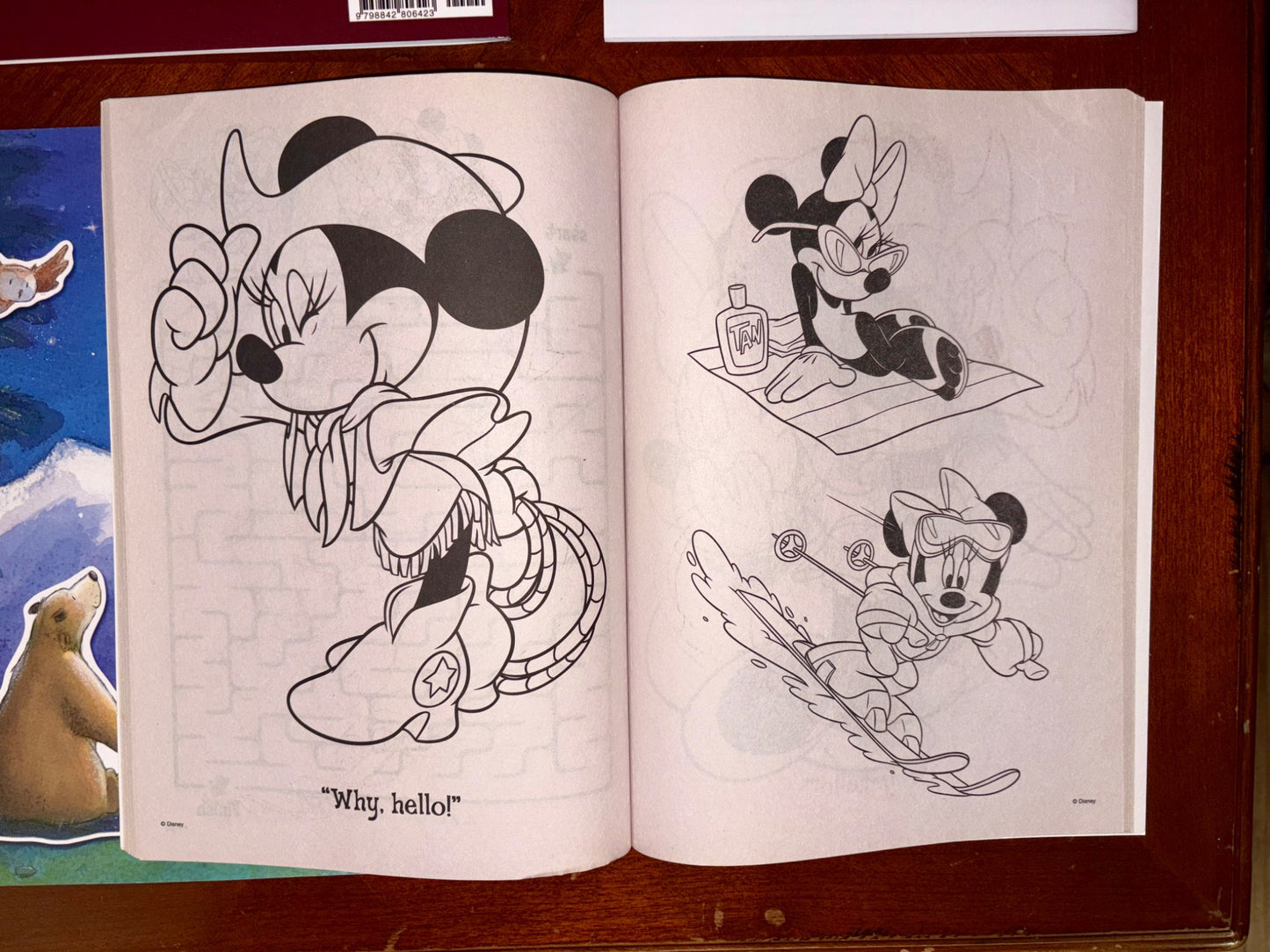 4 pcs NEW Colouring and Sticker Books Bundle