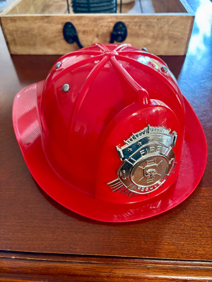 One Size Fits All Toddler Light Up Fire Truck Costume (Retails $50), Kids 4/4T