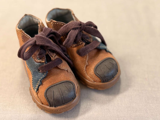 Leather hiking/work style baby shoes, Shoes 3.5 (Baby: 0-12 mth)