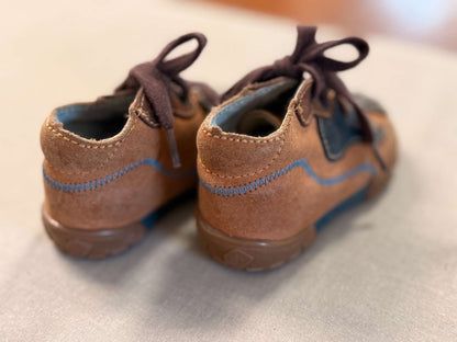 Leather hiking/work style baby shoes, Shoes 3.5 (Baby: 0-12 mth)