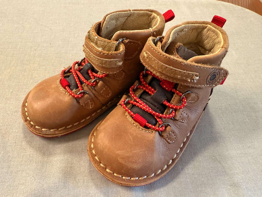StrideRite hiking boot style shoes, Shoes 5 (Walkers:12-24 mth)