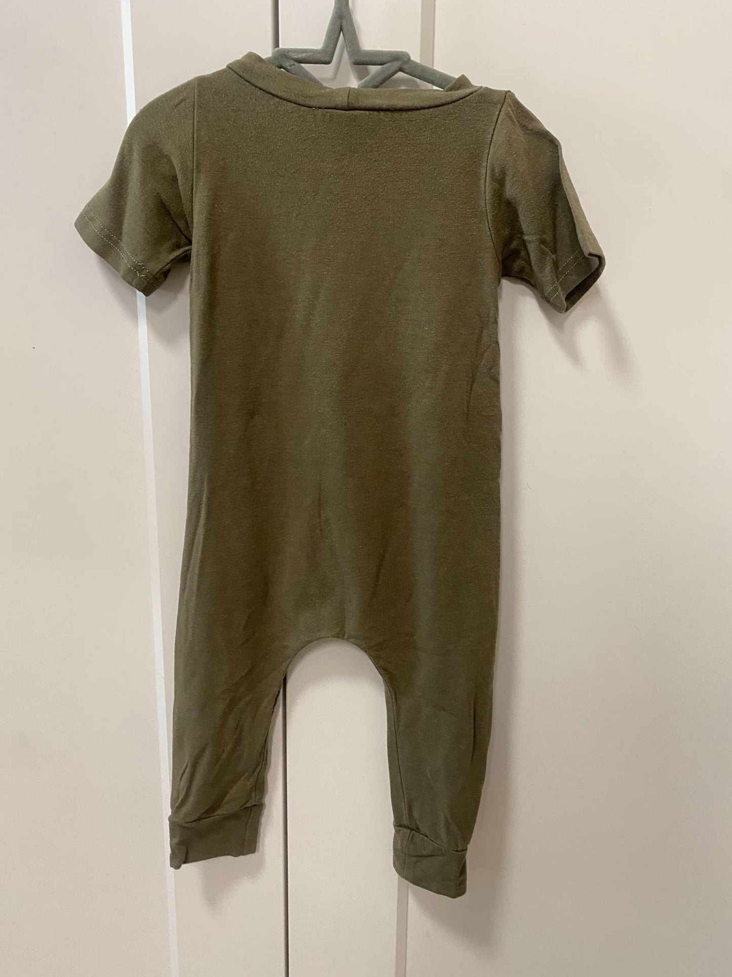 Brok Boys short sleeve romper. Retails $50+, Kids 9 Month (6-9M)