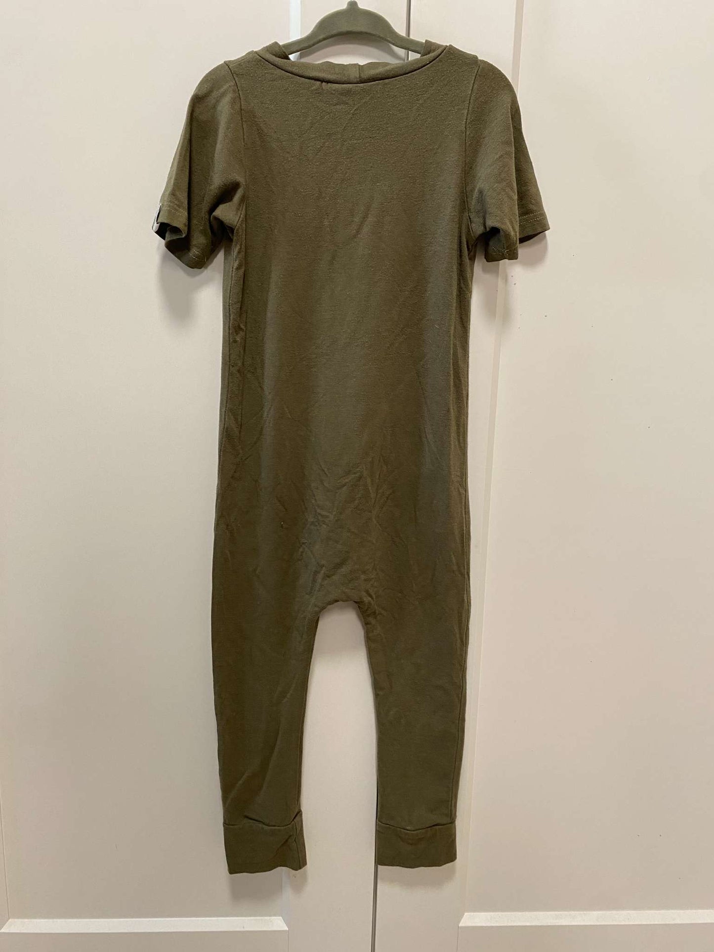Short sleeved Brok Boys romper. Retails $50+, Kids 2T