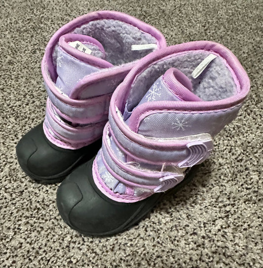 Winter boots 5T, Shoes 5 (Walkers:12-24 mth)