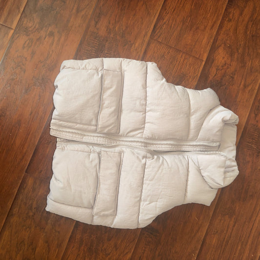 Brand new H&M boys vest size 4 to 6, Kids 6/6X (extra small)