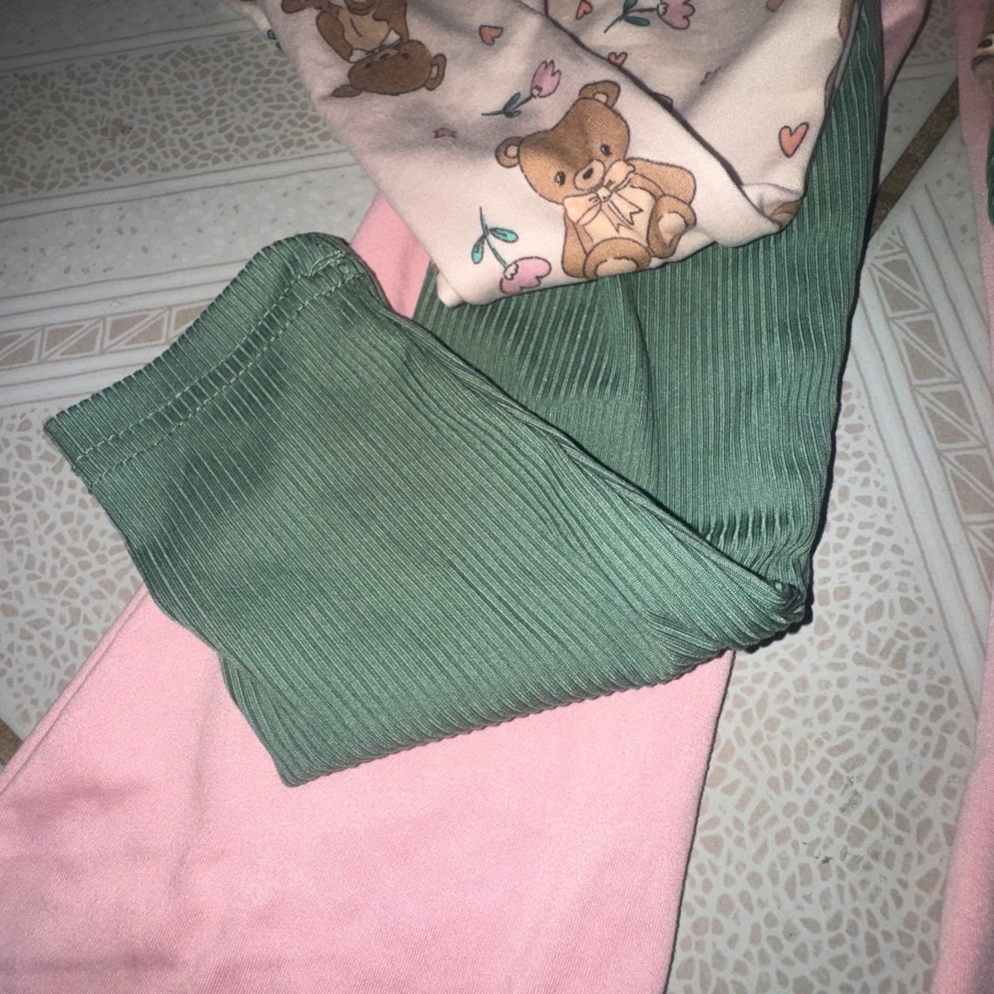 Size 4-5 girls legging sets 2 sets of 3 pairs