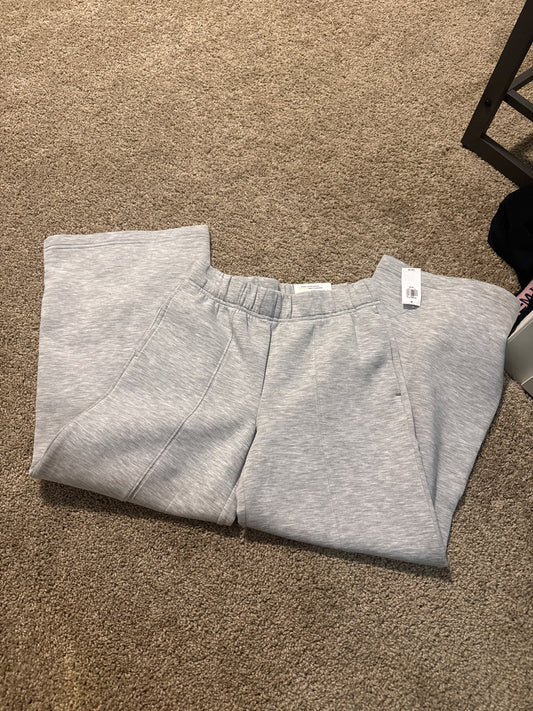Brand new old navy wide legs pants size 8 , Kids 8