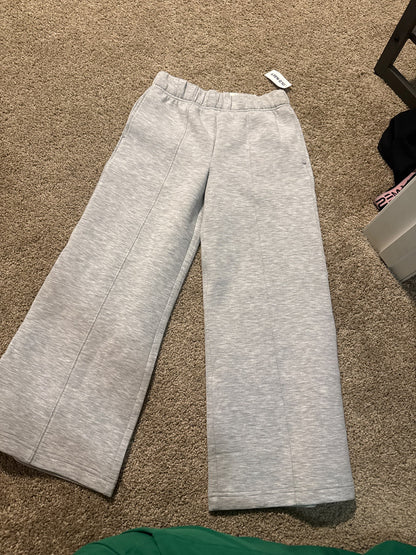 Brand new old navy wide legs pants size 8 , Kids 8