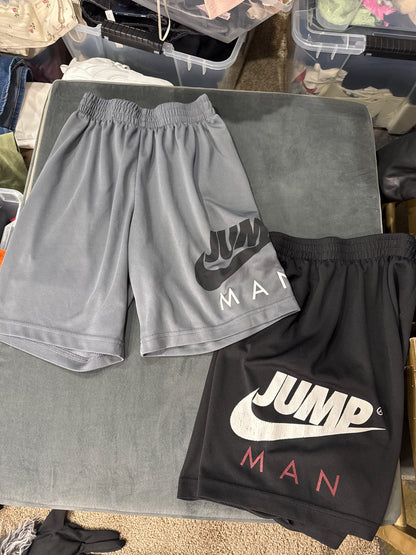 Nike shorts boys size 10/12 med , Kids 10