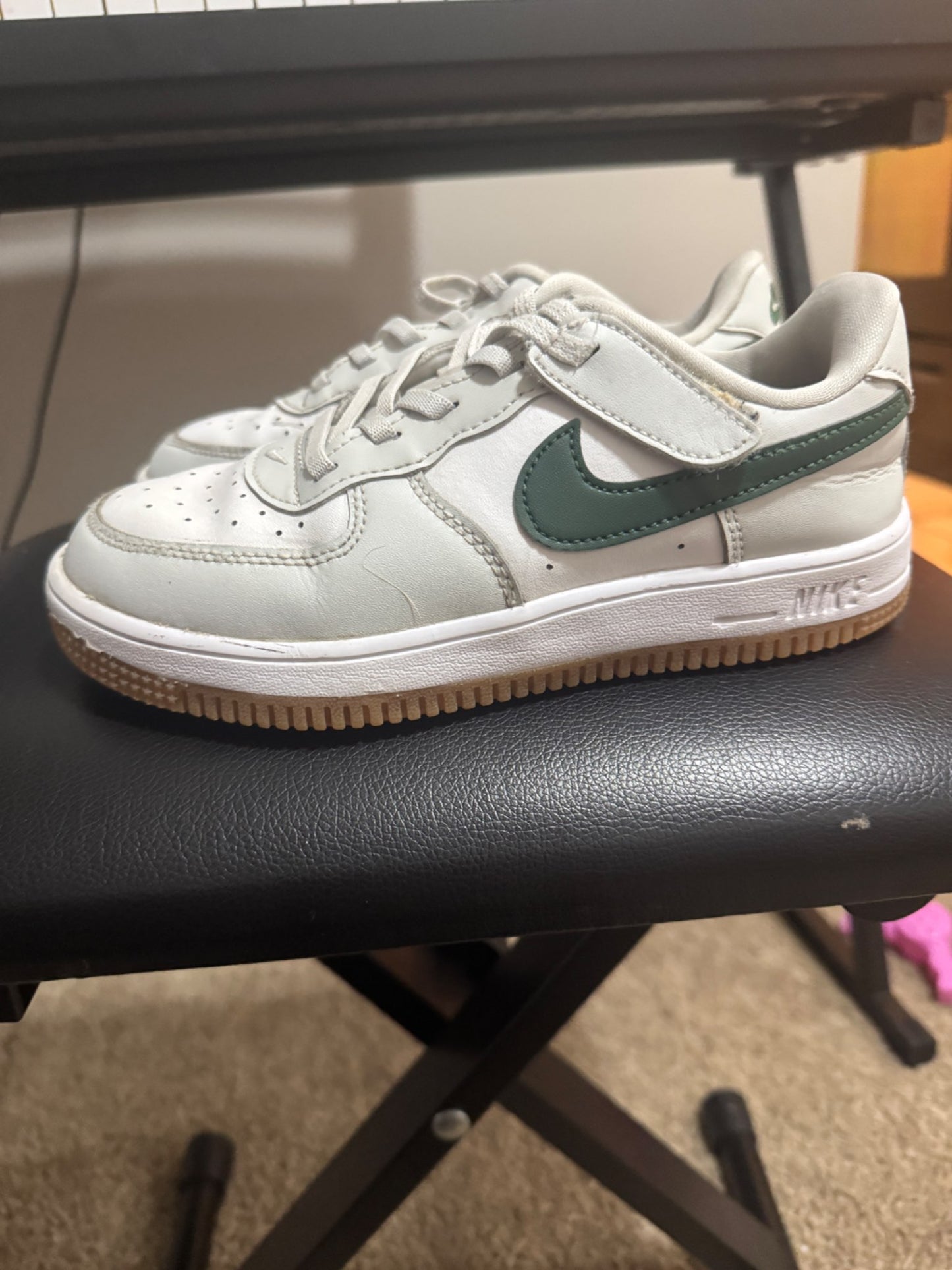 Air Force 1 running shoes size 2 youth , Shoes 2 (Kids:4-8yr)