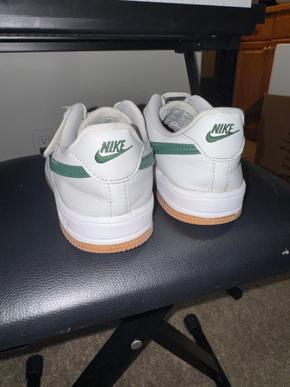 Air Force 1 running shoes size 2 youth , Shoes 2 (Kids:4-8yr)