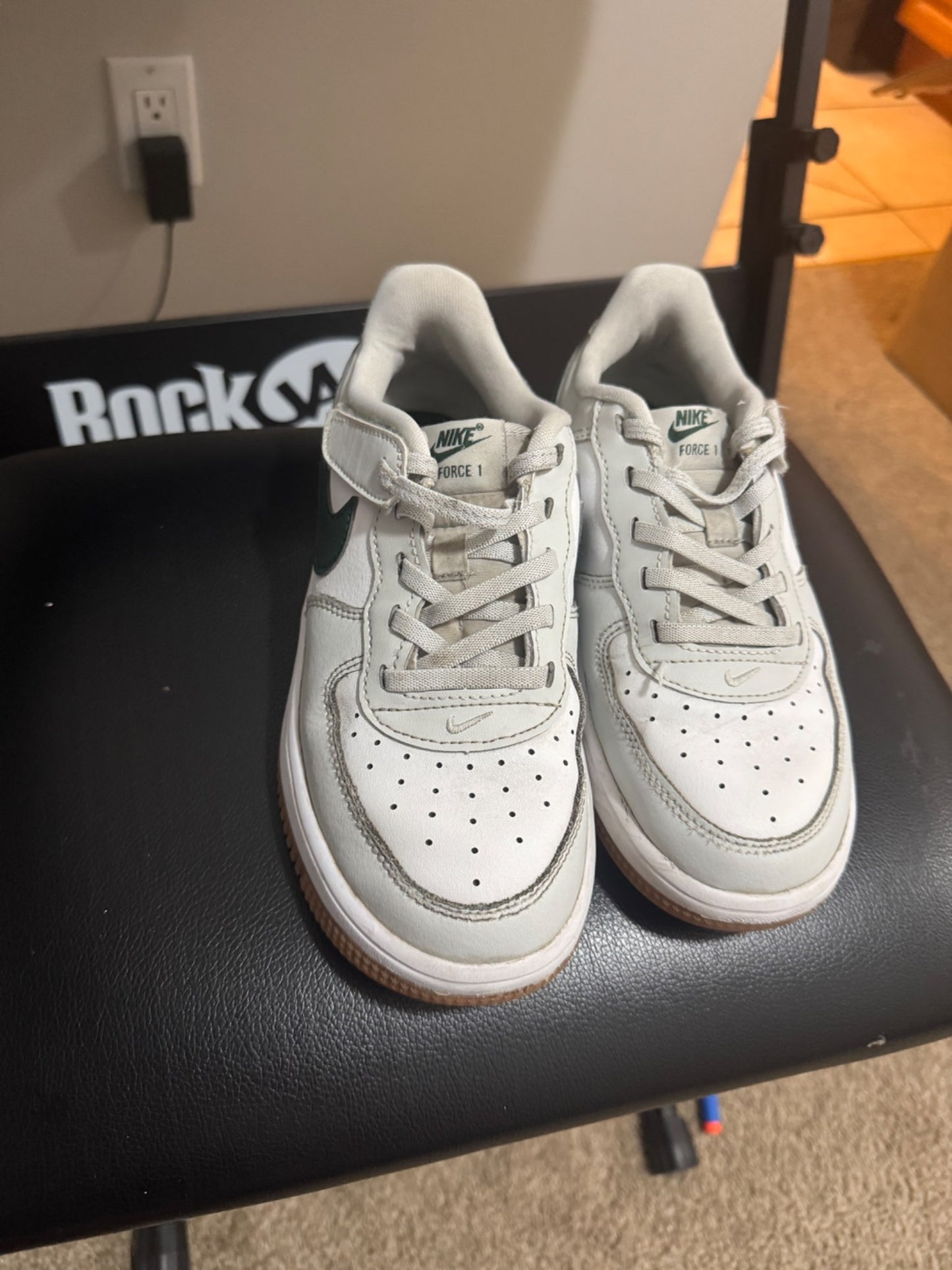 Air Force 1 running shoes size 2 youth , Shoes 2 (Kids:4-8yr)