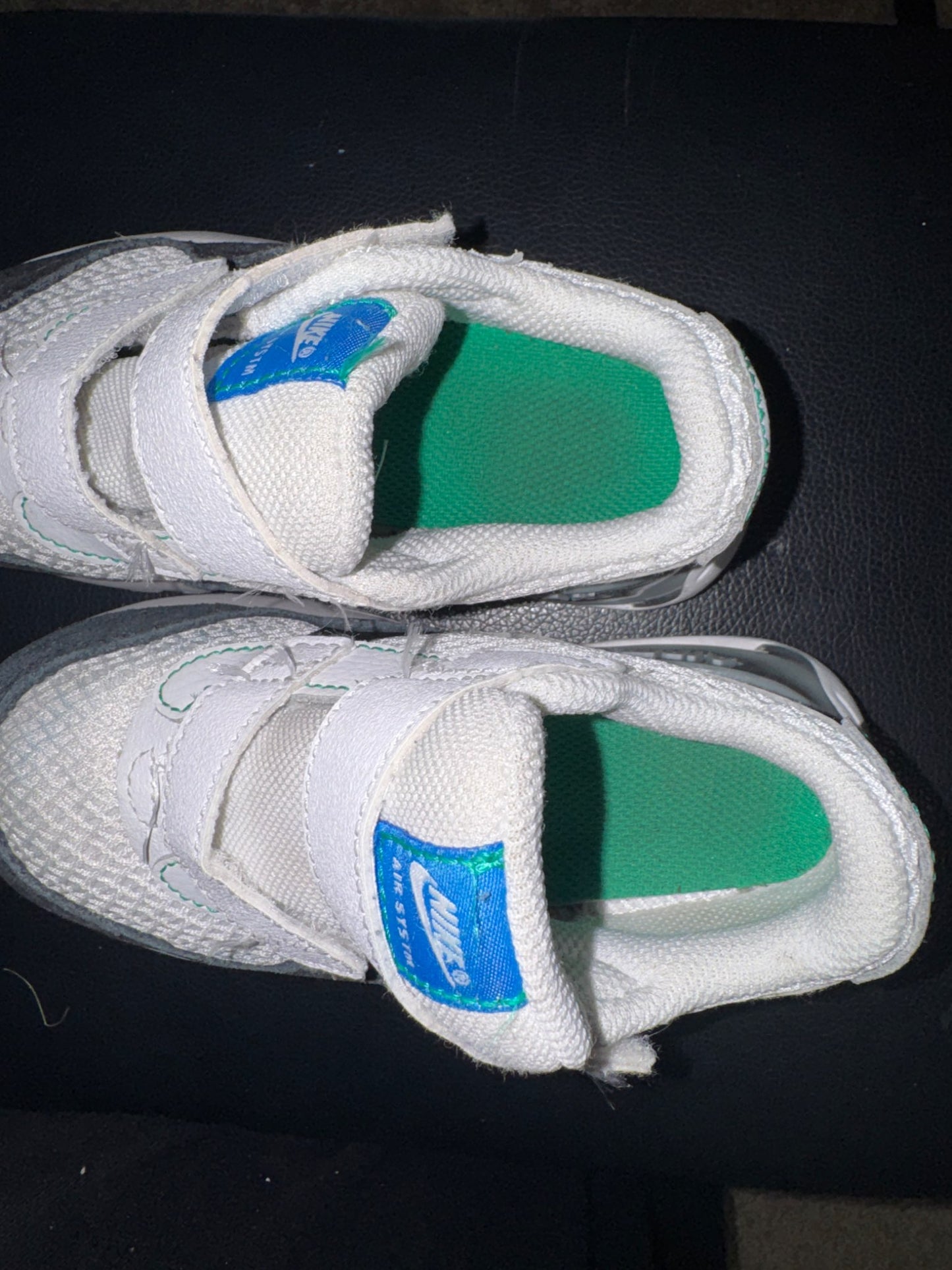 Size 9 toddler nikes , Shoes 9 (Toddler:2-4yr)