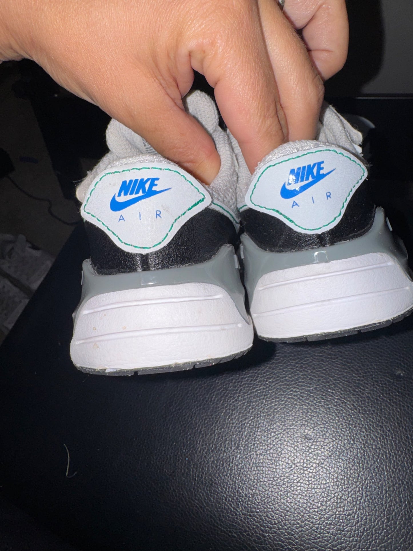 Size 9 toddler nikes , Shoes 9 (Toddler:2-4yr)