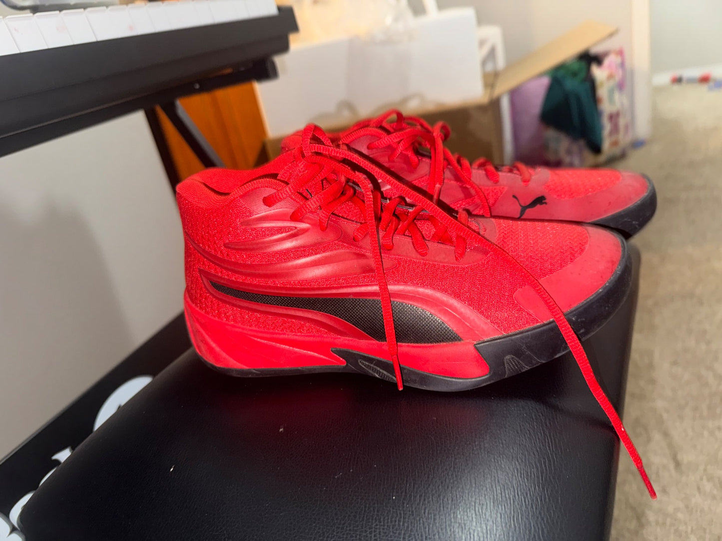 Size 5 youth puma shoes , Shoes 3 (Kids:4-8yr)