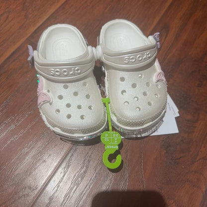 Size 8 crocs new , Shoes 8 (Toddler:2-4yr)